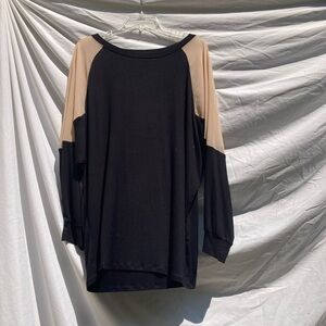 Enti NWT mixed materials dolman sleeve shirt, size large